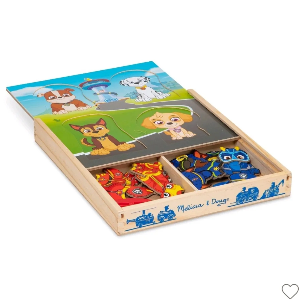 Melissa & Doug PAW Patrol Magnetic Play Figures (Dress Up)